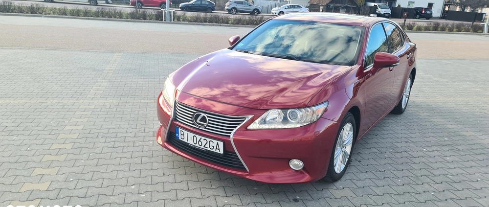 Lexus ES cena 62900 przebieg: 168000, rok produkcji 2012 z Białystok małe 154